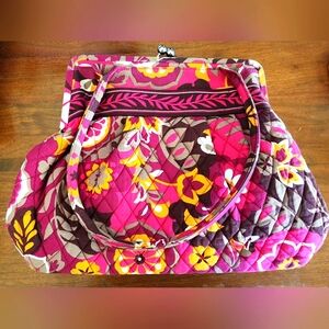 Vera Bradley Kiss Close Quilted Handbag Floral gently used